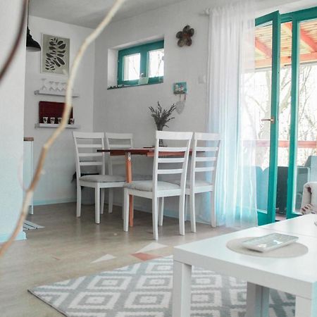 Holiday Home Tunnel Ravne Visoko Luaran gambar