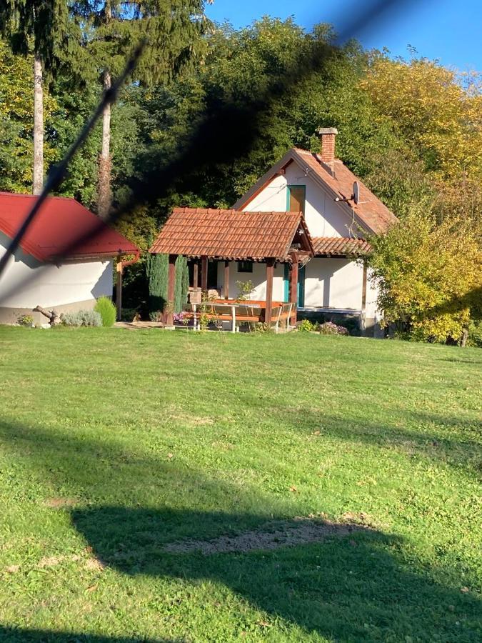 Holiday Home Tunnel Ravne Visoko Luaran gambar